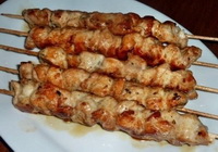 Фото к рецепту: Шашлык из курицы с маринадом