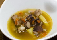Фото к рецепту: Овощной суп с картофелем и грибами