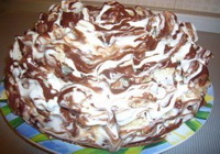 Фото к рецепту: Бисквитный торт Кудрявый