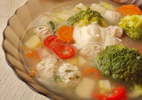 Фото к рецепту: Овощной суп из капусты брокколи