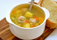Фото к рецепту: Куриный суп с картофелем