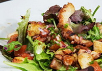 Фото к рецепту: Овощной теплый салат с осьминогом