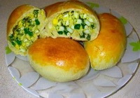Фото к рецепту: Пирожки с луком и яйцом
