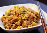 Фото к рецепту: Плов из жареного риса