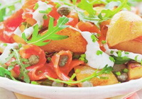 Фото к рецепту: Салат из фасоли, семги и картофеля