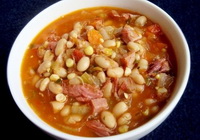 Фото к рецепту: Фасолевый суп из свинины